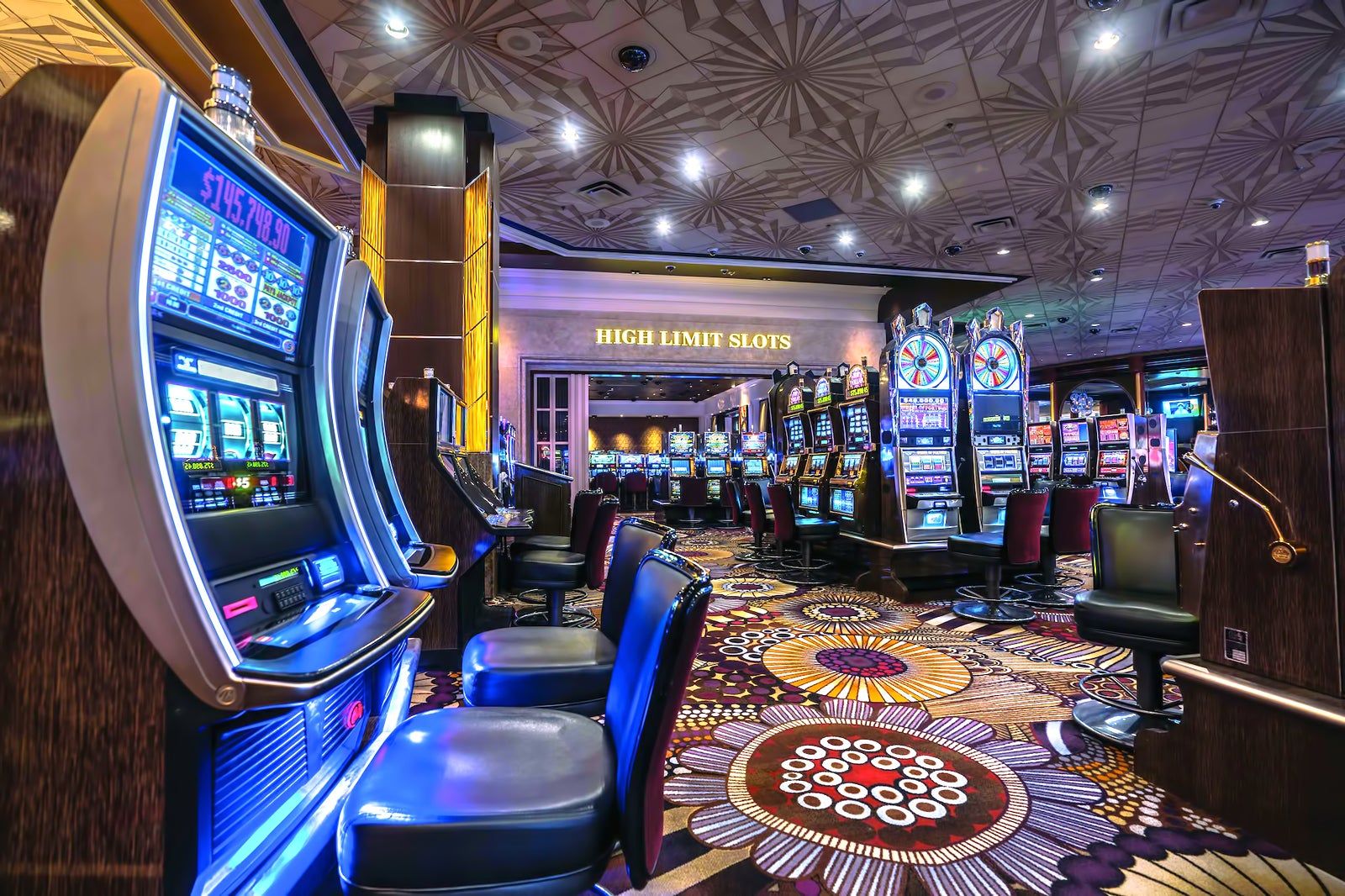 Slot Makinesi Varyasyonları: Kazanma Şansınızı Artırın